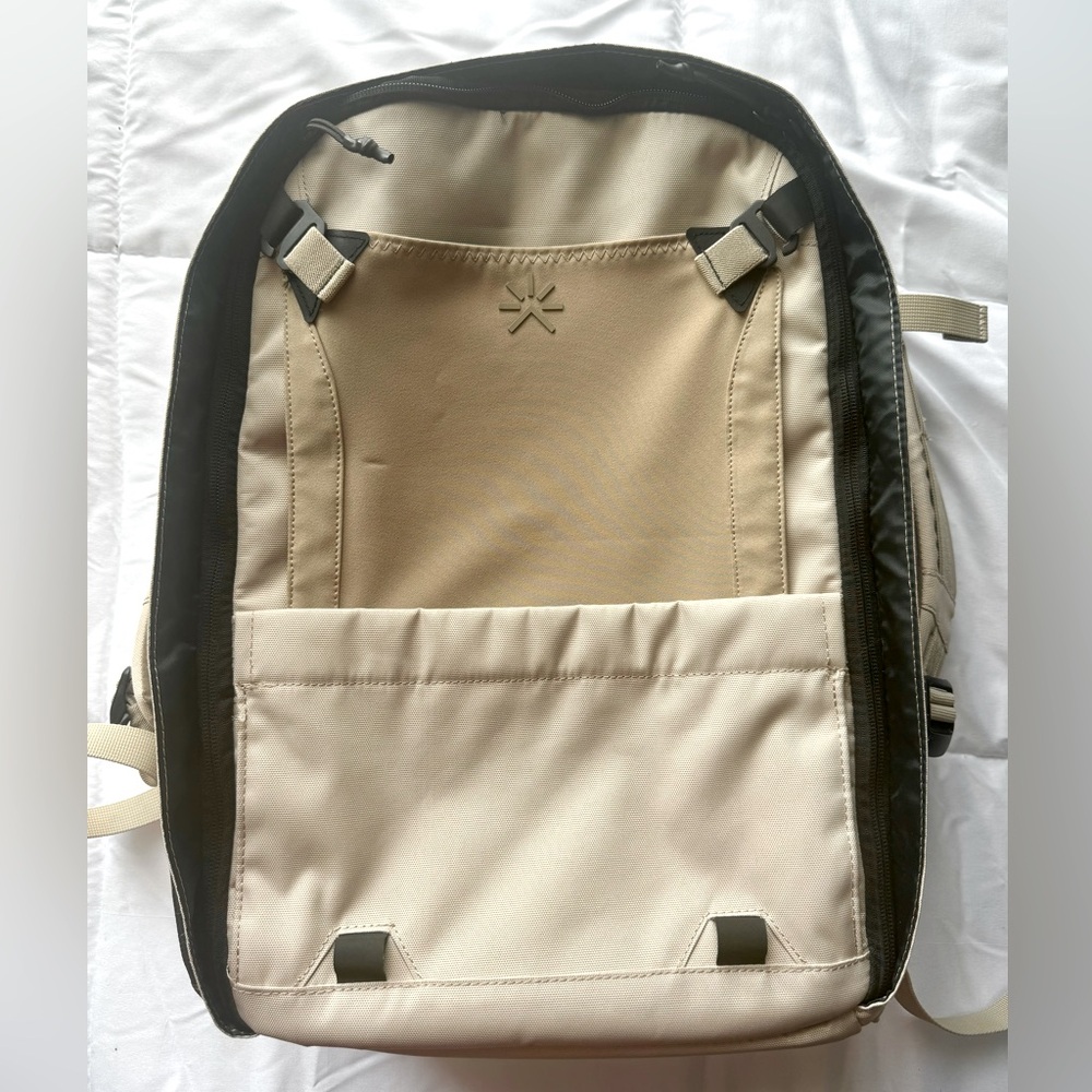 Tropicfeel Nest Backpack (16-30L)
